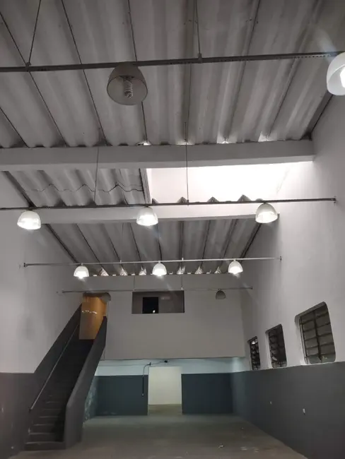 Foto 2 de Armazém / Galpão à venda e para alugar, 500m2 em São Paulo - SP