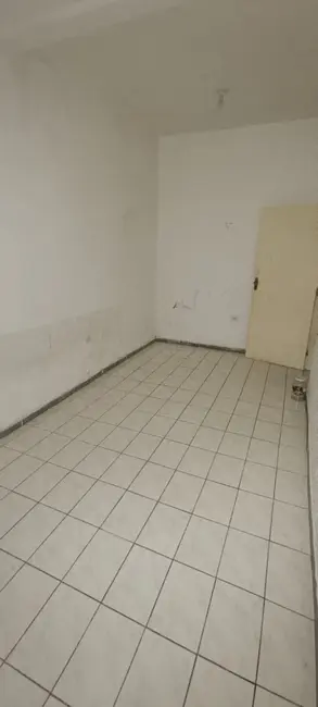 Foto 2 de Casa com 1 quarto para alugar, 40m2 em Vila Zat, São Paulo - SP