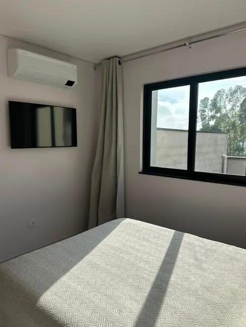 Casa de Condomínio com 3 quartos à venda, 162m2 em Caieiras - SP - imagem 5 Foto 5 de Casa de Condomínio com 3 quartos à venda, 162m2 em Caieiras - SP