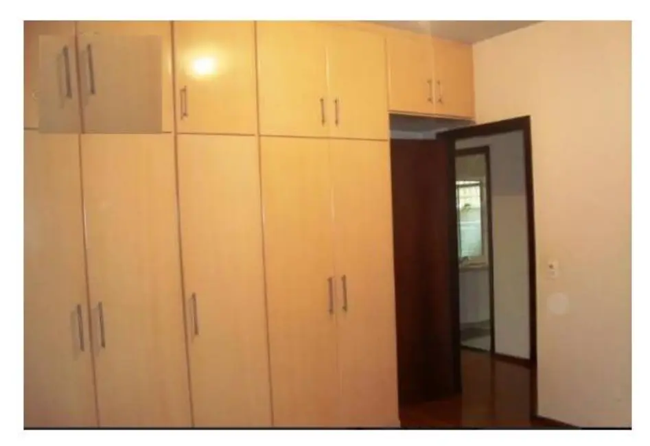 Casa com 3 quartos à venda em Ibipora - PR - imagem 8 Foto 8 de Casa com 3 quartos à venda em Ibipora - PR