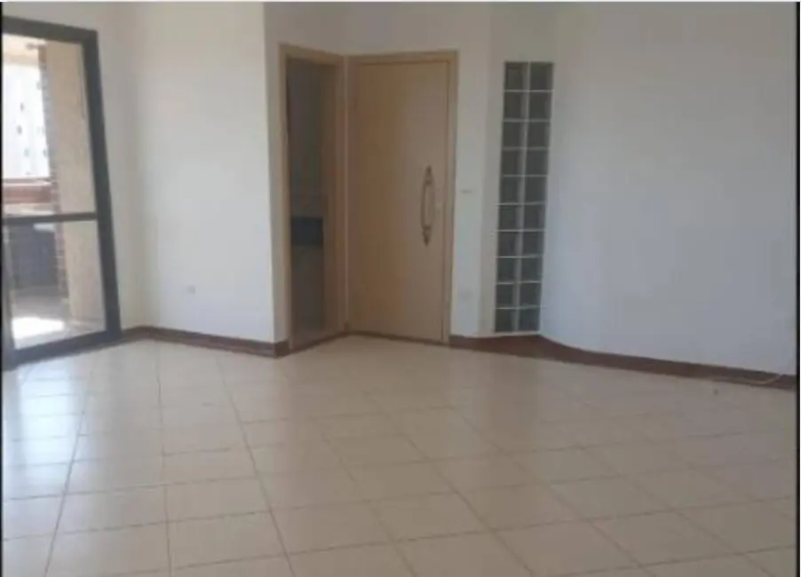 Apartamento com 4 quartos à venda, 236m2 em Judith, Londrina - PR - imagem 6 Foto 6 de Apartamento com 4 quartos à venda, 236m2 em Judith, Londrina - PR