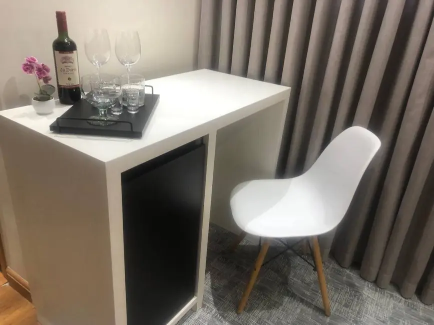 Apartamento à venda em Gleba Fazenda Palhano, Londrina - PR - imagem 7 Foto 7 de Apartamento à venda em Gleba Fazenda Palhano, Londrina - PR