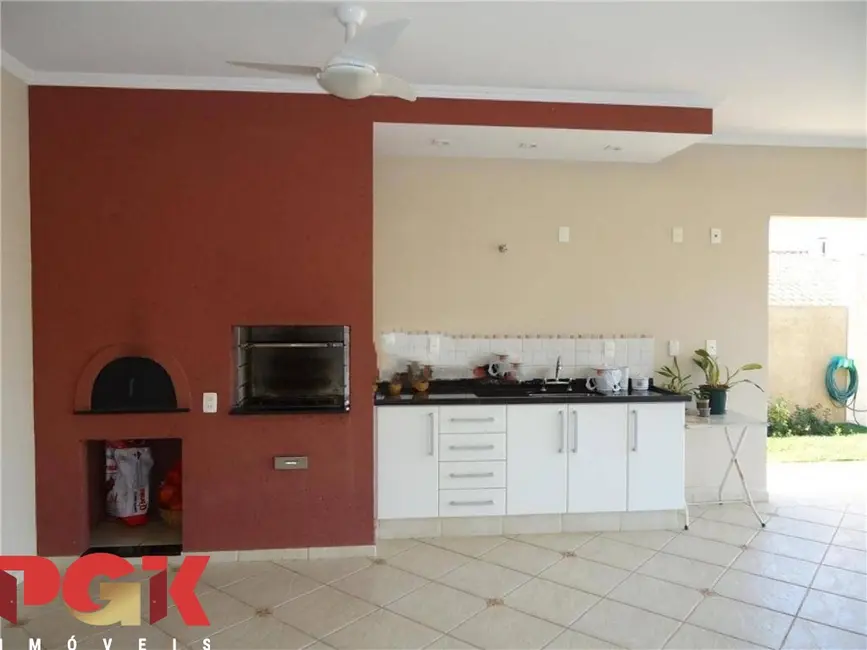 Foto 8 de Casa de Condomínio com 3 quartos à venda e para alugar, 400m2 em Vinhedo - SP