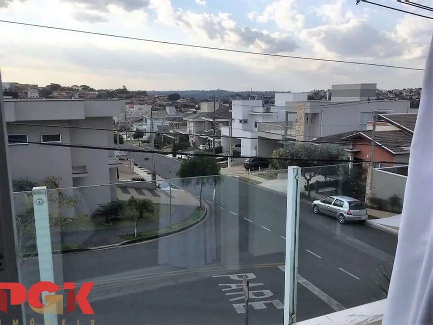 Casa com 4 quartos à venda, 280m2 em Valinhos - SP - imagem 9 Foto 9 de Casa com 4 quartos à venda, 280m2 em Valinhos - SP