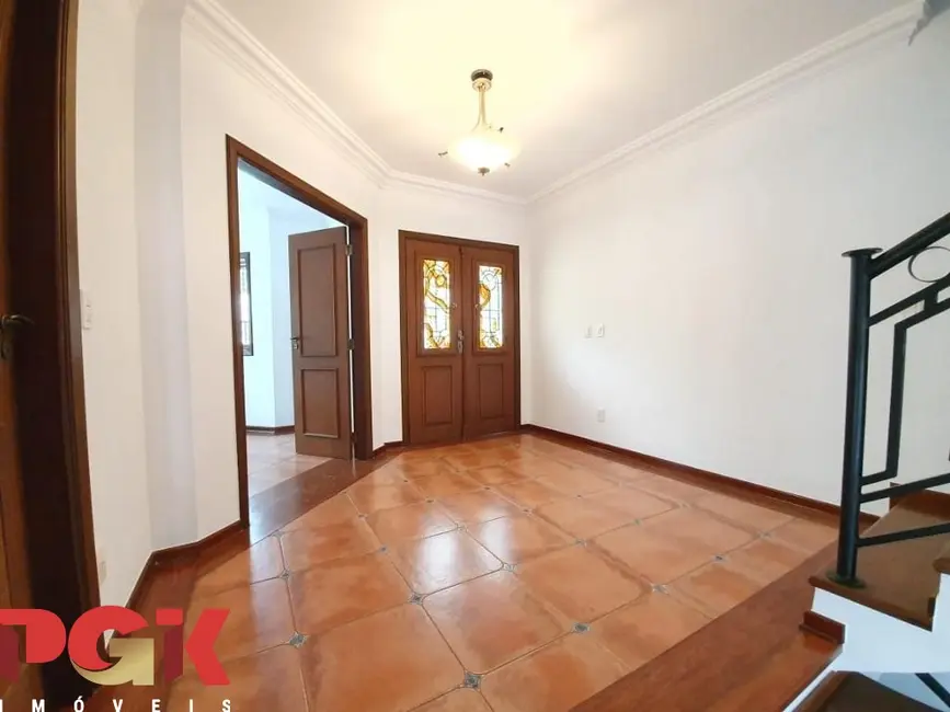 Foto 3 de Casa com 4 quartos à venda, 500m2 em Vinhedo - SP