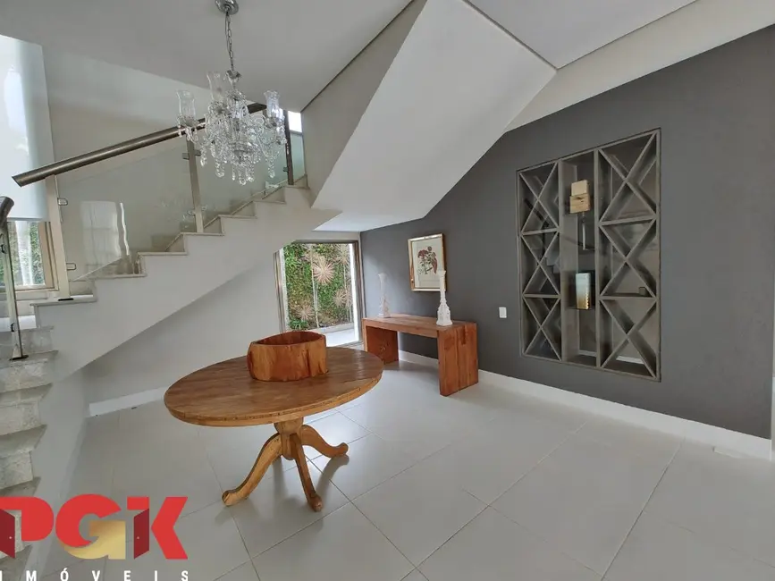 Foto 8 de Casa de Condomínio com 8 quartos à venda e para alugar, 1350m2 em Vinhedo - SP