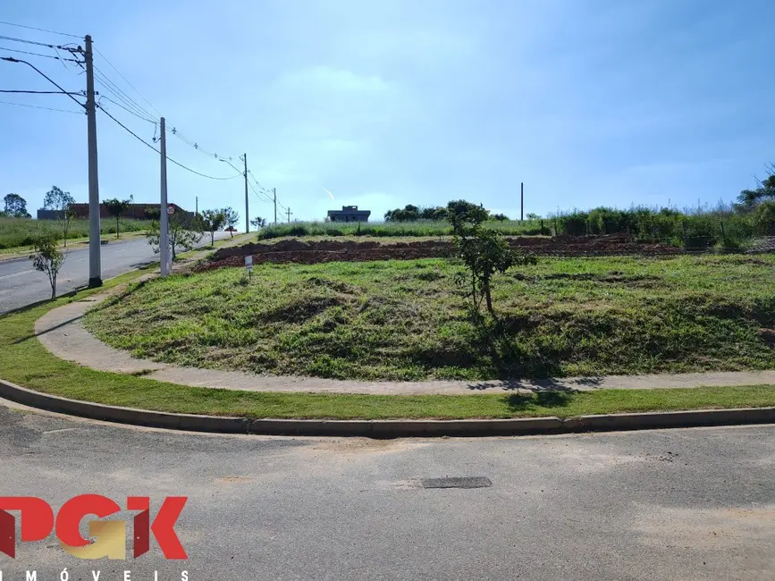 Foto 1 de Terreno / Lote à venda, 282m2 em Vinhedo - SP