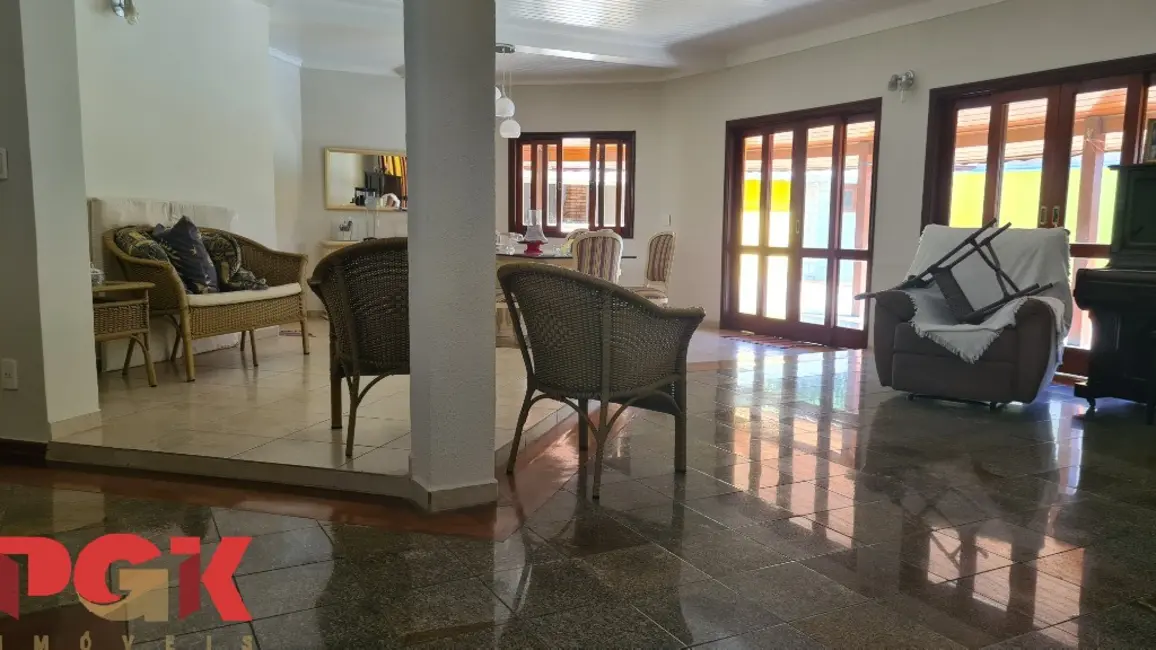 Casa de Condomínio com 4 quartos à venda, 604m2 em Valinhos - SP - imagem 8 Foto 8 de Casa de Condomínio com 4 quartos à venda, 604m2 em Valinhos - SP