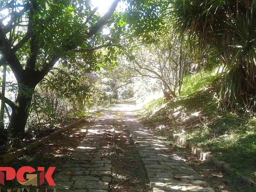 Chácara com 5 quartos à venda, 500m2 em Lopes, Valinhos - SP - imagem 3 Foto 3 de Chácara com 5 quartos à venda, 500m2 em Lopes, Valinhos - SP