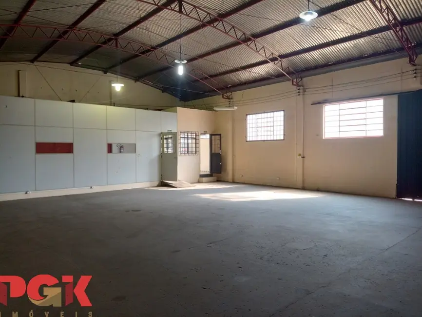 Armazém / Galpão para alugar, 250m2 em Vinhedo - SP - imagem 5 Foto 5 de Armazém / Galpão para alugar, 250m2 em Vinhedo - SP