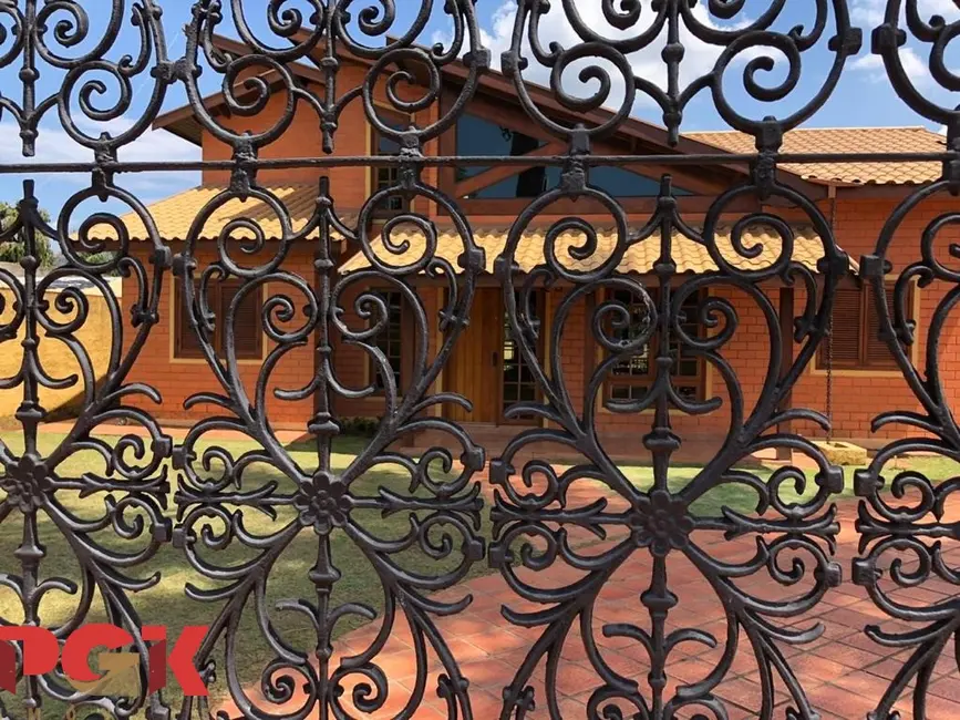 Casa de Condomínio com 3 quartos à venda, 250m2 em Jundiai - SP - imagem 3 Foto 3 de Casa de Condomínio com 3 quartos à venda, 250m2 em Jundiai - SP