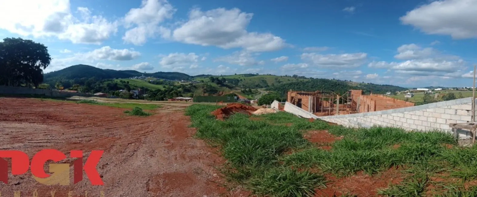 Foto 2 de Terreno / Lote à venda, 674m2 em Itatiba - SP