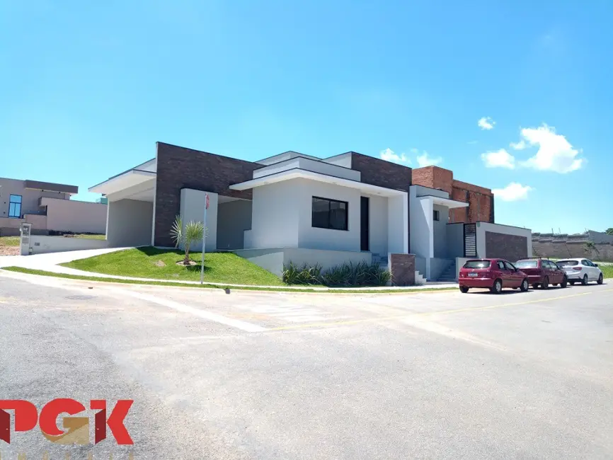 Casa de Condomínio com 3 quartos à venda, 170m2 em Valinhos - SP - imagem 3 Foto 3 de Casa de Condomínio com 3 quartos à venda, 170m2 em Valinhos - SP