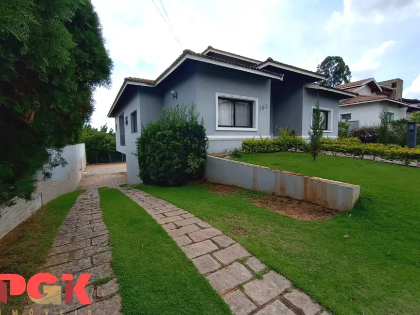 Foto 1 de Casa de Condomínio com 3 quartos à venda e para alugar, 318m2 em Vinhedo - SP