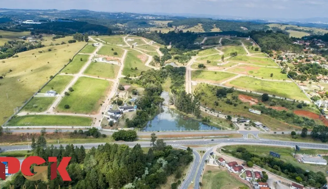 Foto 1 de Terreno / Lote à venda, 640m2 em Bairro Itapema, Itatiba - SP