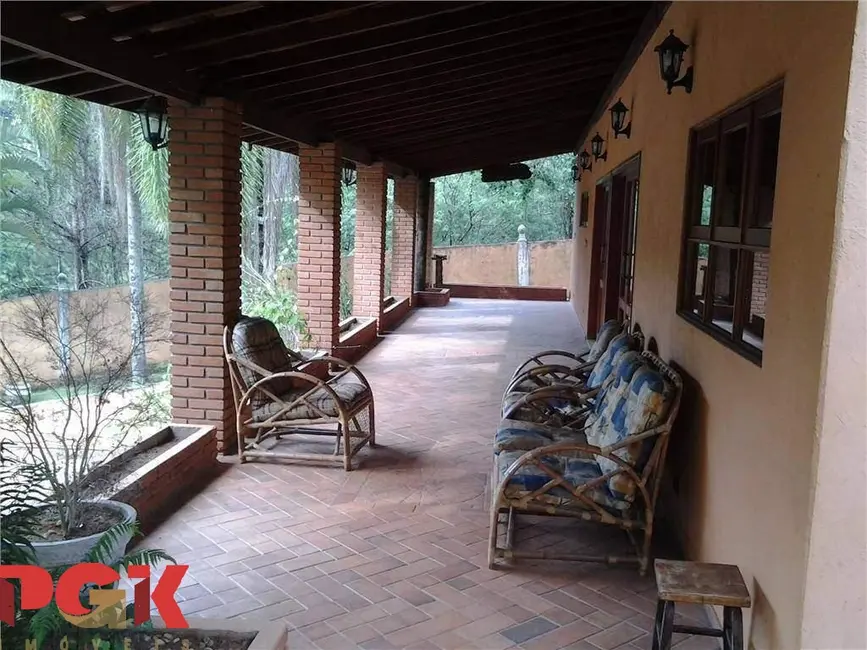 Foto 9 de Chácara com 7 quartos à venda, 340m2 em Observatório, Vinhedo - SP