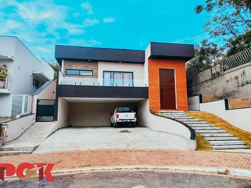 Foto 1 de Casa de Condomínio com 3 quartos para alugar, 280m2 em Louveira - SP