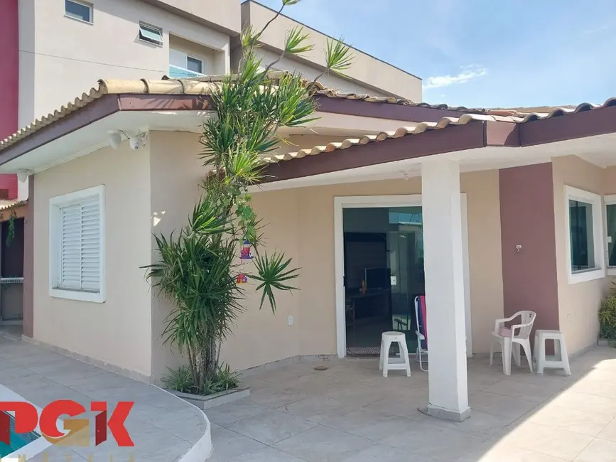 Foto 4 de Casa com 4 quartos à venda, 250m2 em Itanhaem - SP
