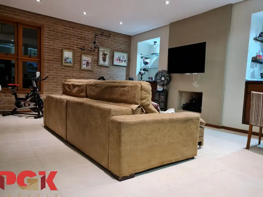 Foto 9 de Casa de Condomínio com 3 quartos à venda, 321m2 em Valinhos - SP