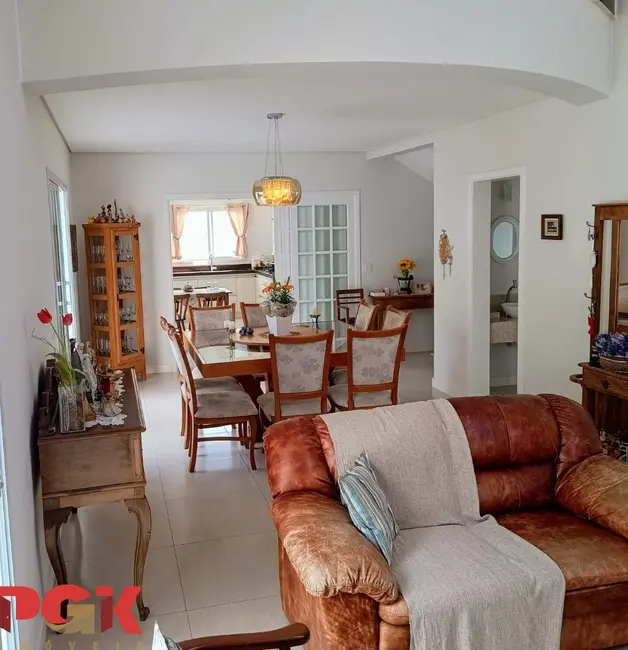 Foto 9 de Casa de Condomínio com 3 quartos à venda, 265m2 em Vinhedo - SP