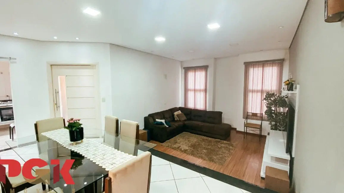 Casa com 3 quartos à venda, 159m2 em Vinhedo - SP - imagem 6 Foto 6 de Casa com 3 quartos à venda, 159m2 em Vinhedo - SP