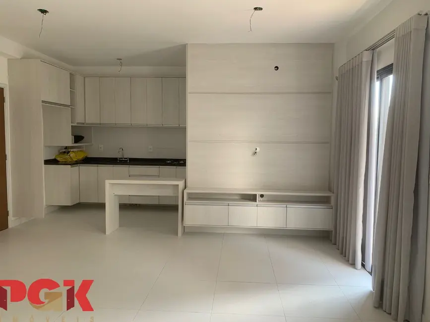 Foto 2 de Apartamento com 1 quarto à venda, 42m2 em Vinhedo - SP