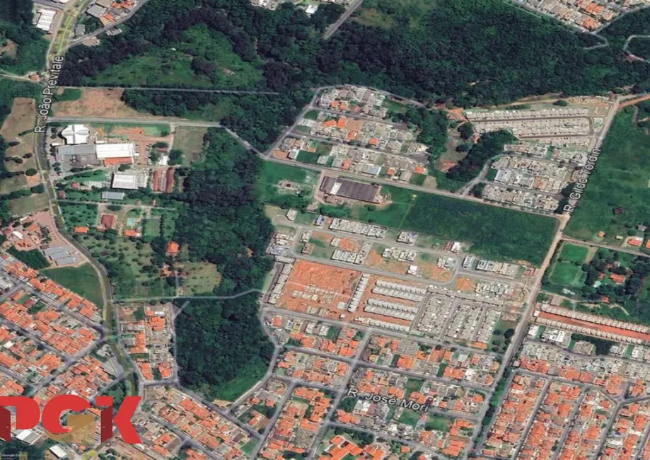 Casa de Condomínio com 2 quartos à venda, 82m2 em Valinhos - SP - imagem 2 Foto 2 de Casa de Condomínio com 2 quartos à venda, 82m2 em Valinhos - SP