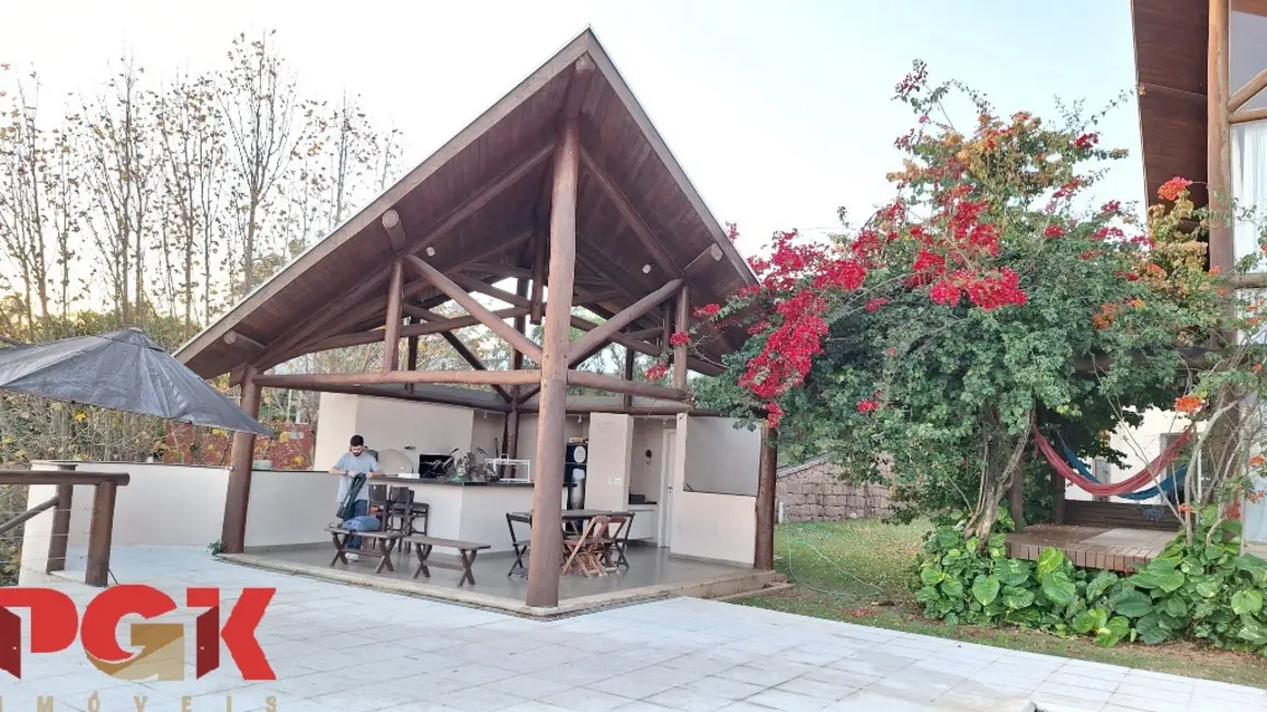 Foto 5 de Casa de Condomínio com 5 quartos à venda e para alugar, 600m2 em Louveira - SP