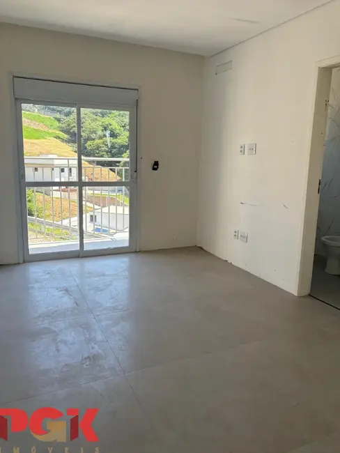 Foto 4 de Casa de Condomínio com 3 quartos à venda, 107m2 em Louveira - SP