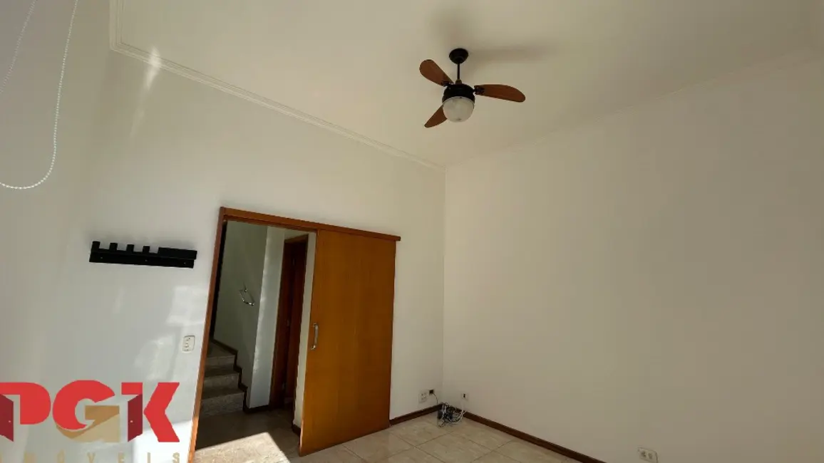 Casa de Condomínio com 4 quartos à venda, 300m2 em Valinhos - SP - imagem 5 Foto 5 de Casa de Condomínio com 4 quartos à venda, 300m2 em Valinhos - SP