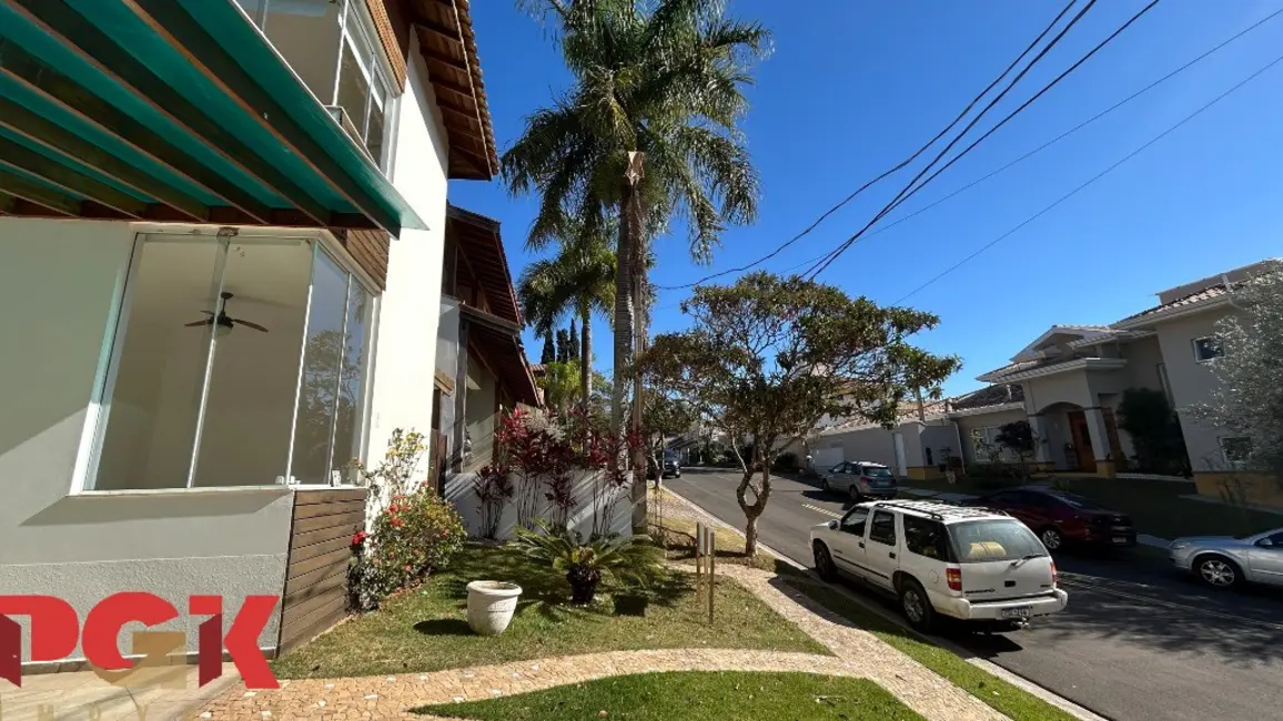 Casa de Condomínio com 4 quartos à venda, 300m2 em Valinhos - SP - imagem 3 Foto 3 de Casa de Condomínio com 4 quartos à venda, 300m2 em Valinhos - SP