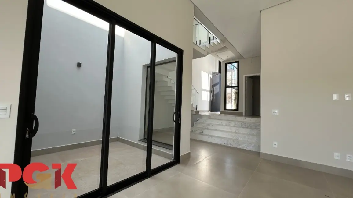 Casa de Condomínio com 4 quartos à venda, 251m2 em Valinhos - SP - imagem 8 Foto 8 de Casa de Condomínio com 4 quartos à venda, 251m2 em Valinhos - SP