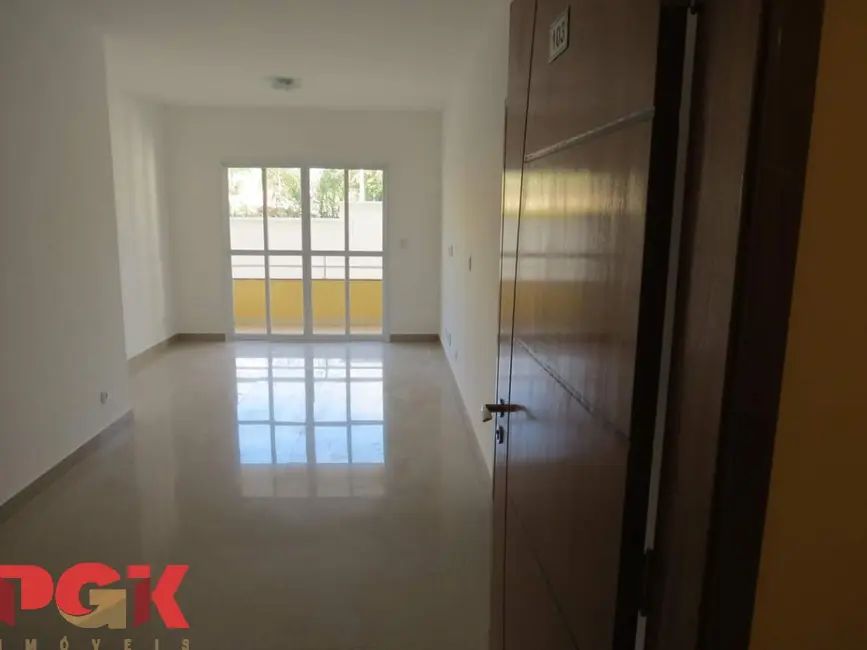 Foto 2 de Apartamento com 2 quartos à venda e para alugar, 74m2 em Vinhedo - SP