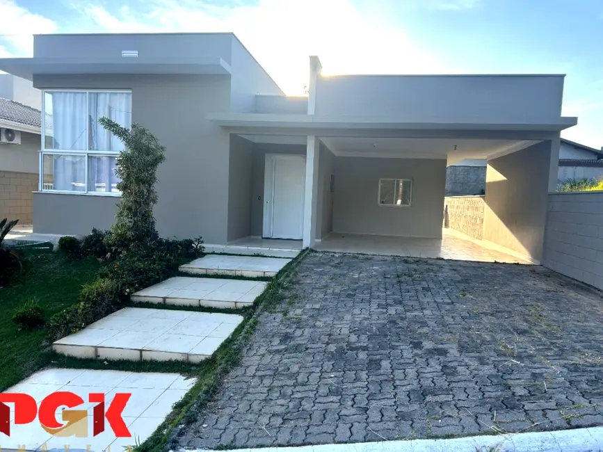 Foto 1 de Casa de Condomínio com 3 quartos para alugar, 208m2 em Vinhedo - SP
