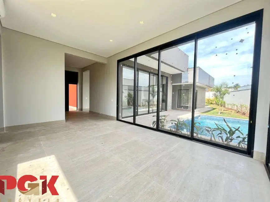 Casa de Condomínio com 4 quartos para alugar, 350m2 em Vinhedo - SP - imagem 5 Foto 5 de Casa de Condomínio com 4 quartos para alugar, 350m2 em Vinhedo - SP