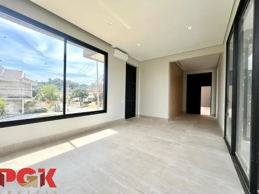 Casa de Condomínio com 4 quartos para alugar, 350m2 em Vinhedo - SP - imagem 8 Foto 8 de Casa de Condomínio com 4 quartos para alugar, 350m2 em Vinhedo - SP