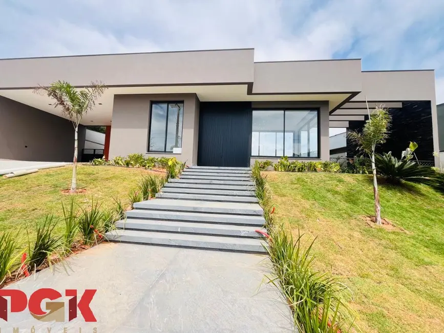 Casa de Condomínio com 4 quartos para alugar, 350m2 em Vinhedo - SP - imagem 2 Foto 2 de Casa de Condomínio com 4 quartos para alugar, 350m2 em Vinhedo - SP