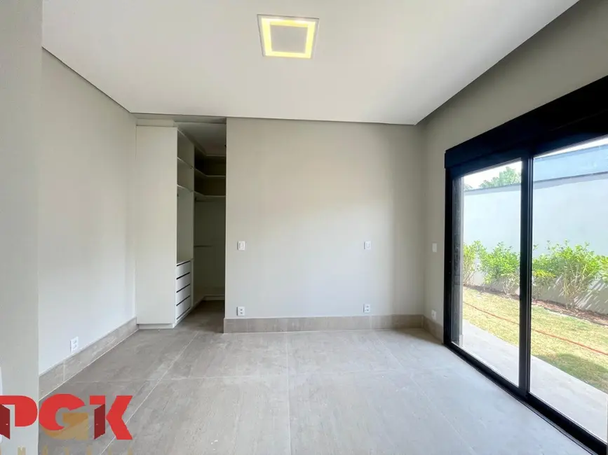 Casa de Condomínio com 4 quartos para alugar, 350m2 em Vinhedo - SP - imagem 4 Foto 4 de Casa de Condomínio com 4 quartos para alugar, 350m2 em Vinhedo - SP