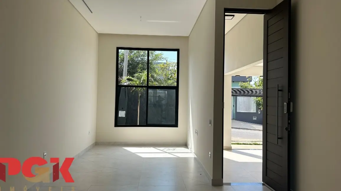 Foto 3 de Casa com 3 quartos à venda, 164m2 em Louveira - SP