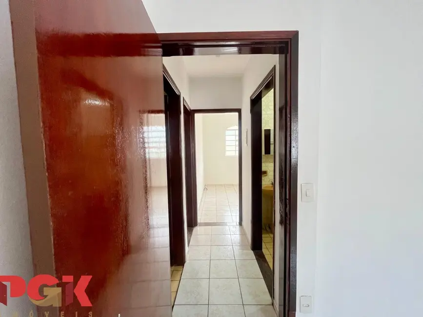 Foto 9 de Casa com 2 quartos para alugar, 100m2 em Centro, Vinhedo - SP