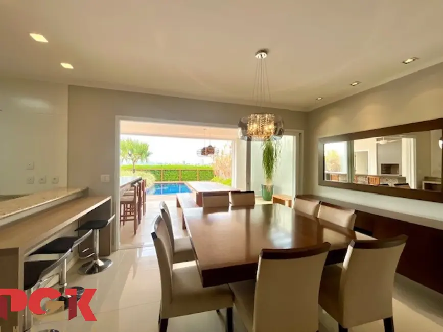 Foto 3 de Casa de Condomínio com 3 quartos para alugar, 336m2 em Valinhos - SP