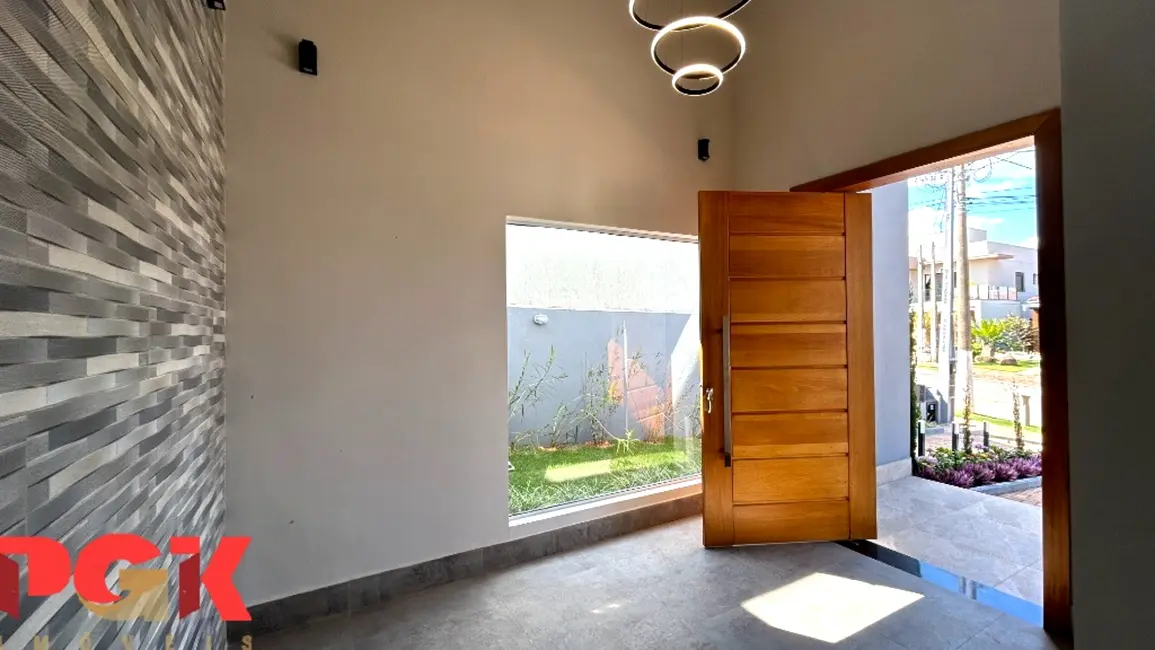 Foto 6 de Casa de Condomínio com 4 quartos à venda, 285m2 em Louveira - SP