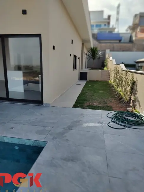 Foto 8 de Casa de Condomínio com 4 quartos à venda e para alugar, 335m2 em Monte Alegre, Vinhedo - SP