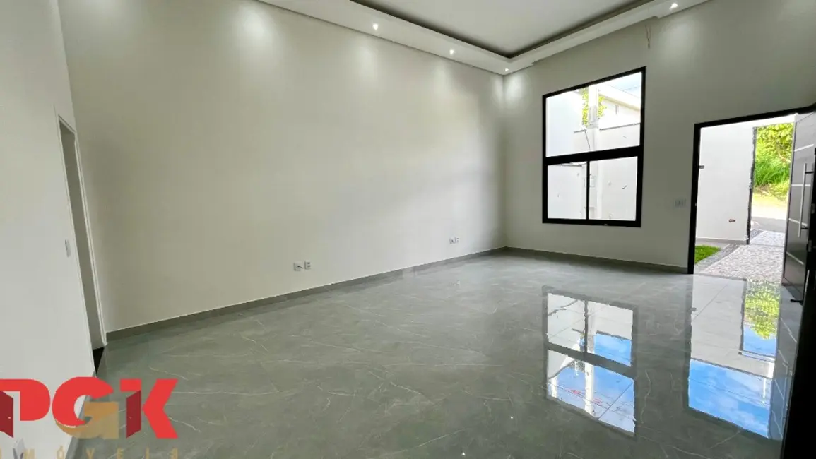 Foto 4 de Casa com 3 quartos à venda, 150m2 em Vinhedo - SP