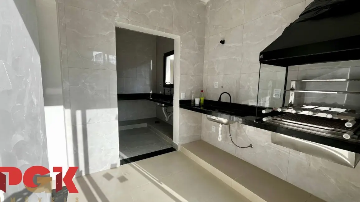 Foto 8 de Casa com 3 quartos à venda, 150m2 em Vinhedo - SP