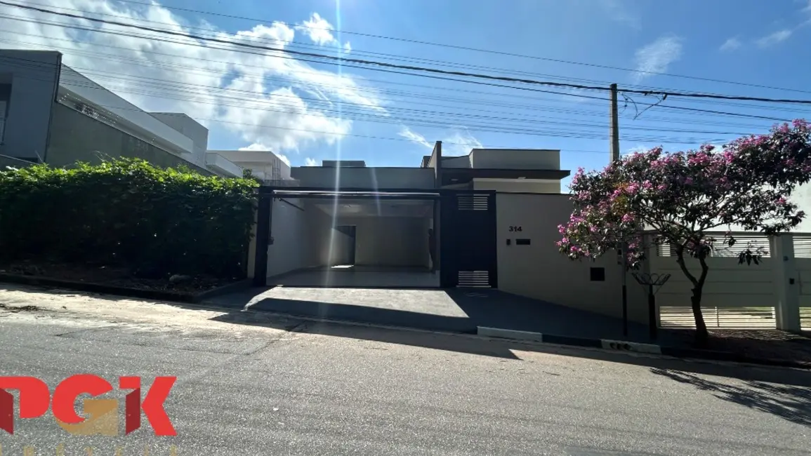 Foto 1 de Casa com 3 quartos à venda, 158m2 em Vinhedo - SP
