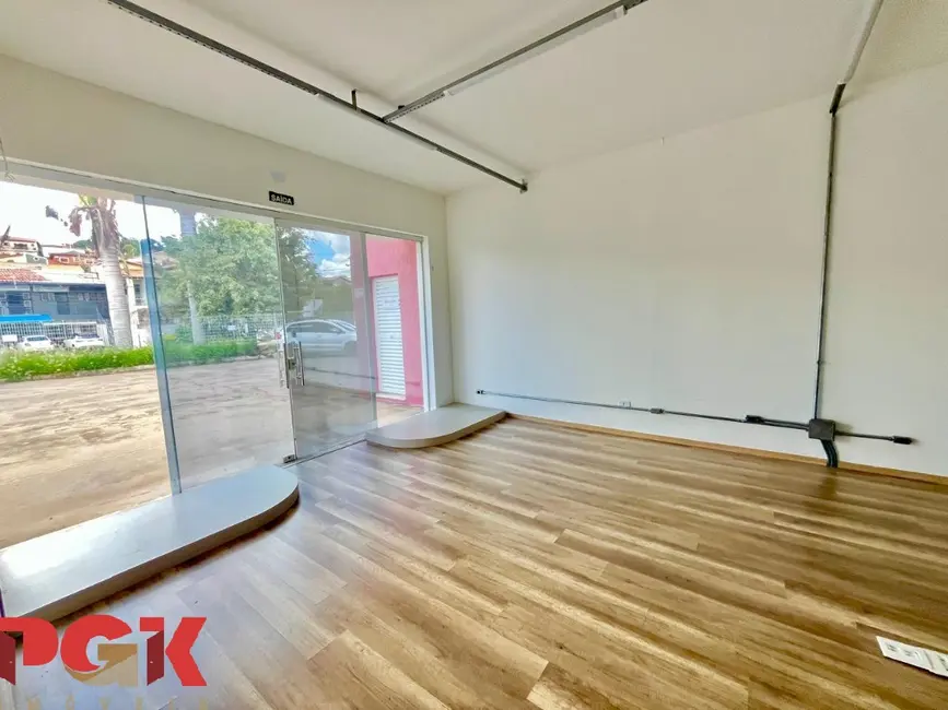 Sala Comercial para alugar, 200m2 em Vinhedo - SP - imagem 8 Foto 8 de Sala Comercial para alugar, 200m2 em Vinhedo - SP