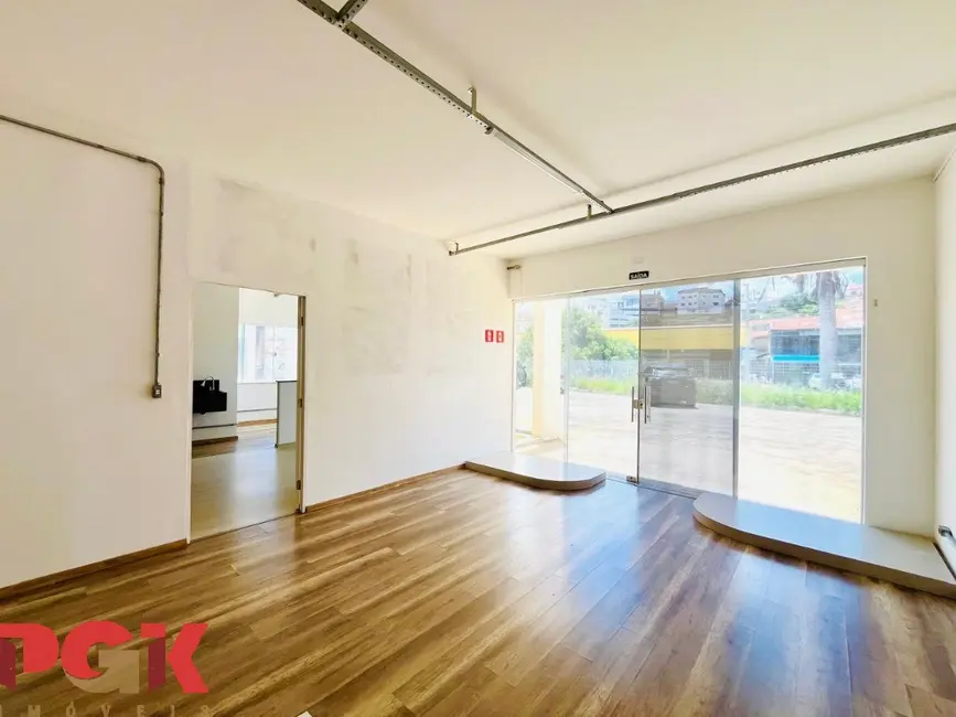 Sala Comercial para alugar, 200m2 em Vinhedo - SP - imagem 4 Foto 4 de Sala Comercial para alugar, 200m2 em Vinhedo - SP