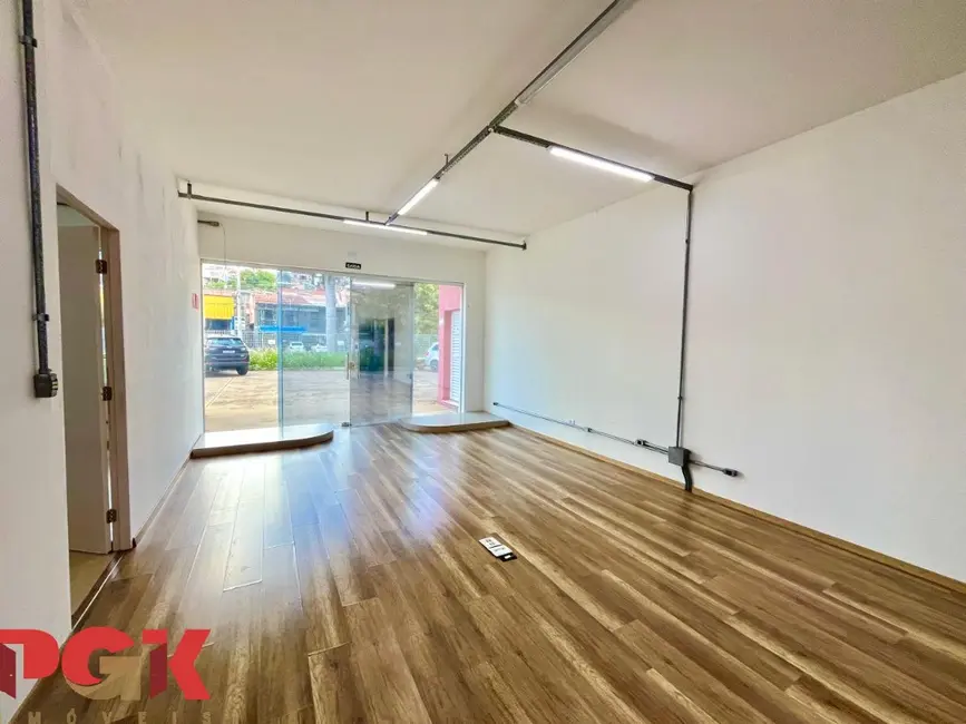 Sala Comercial para alugar, 200m2 em Vinhedo - SP - imagem 7 Foto 7 de Sala Comercial para alugar, 200m2 em Vinhedo - SP