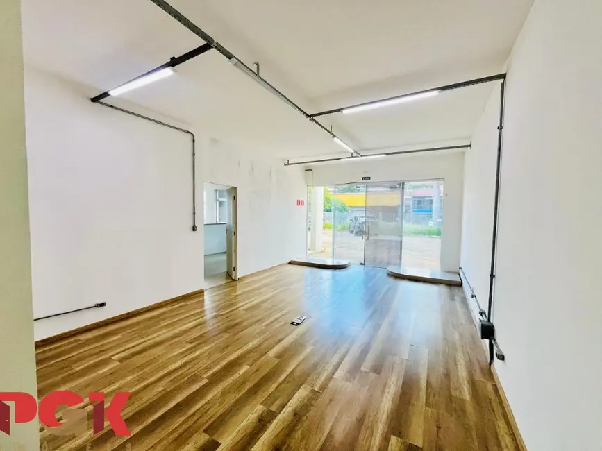 Sala Comercial para alugar, 200m2 em Vinhedo - SP - imagem 5 Foto 5 de Sala Comercial para alugar, 200m2 em Vinhedo - SP